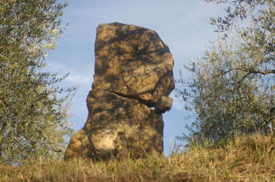 stone balancing, land art,